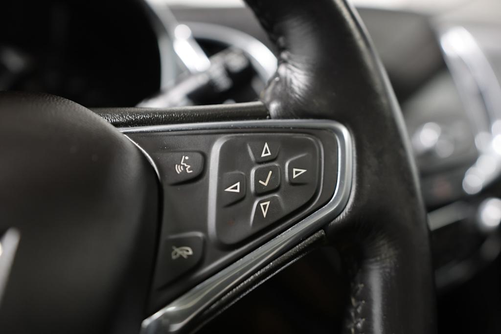 Thumbnail: 2018 Chevrolet Equinox - 32
