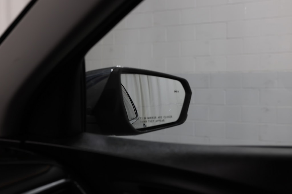Thumbnail: 2018 Chevrolet Equinox - 28
