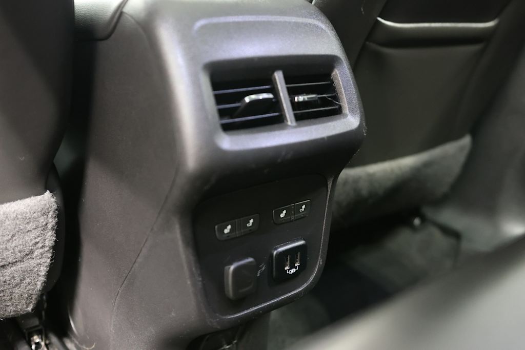 Thumbnail: 2018 Chevrolet Equinox - 39