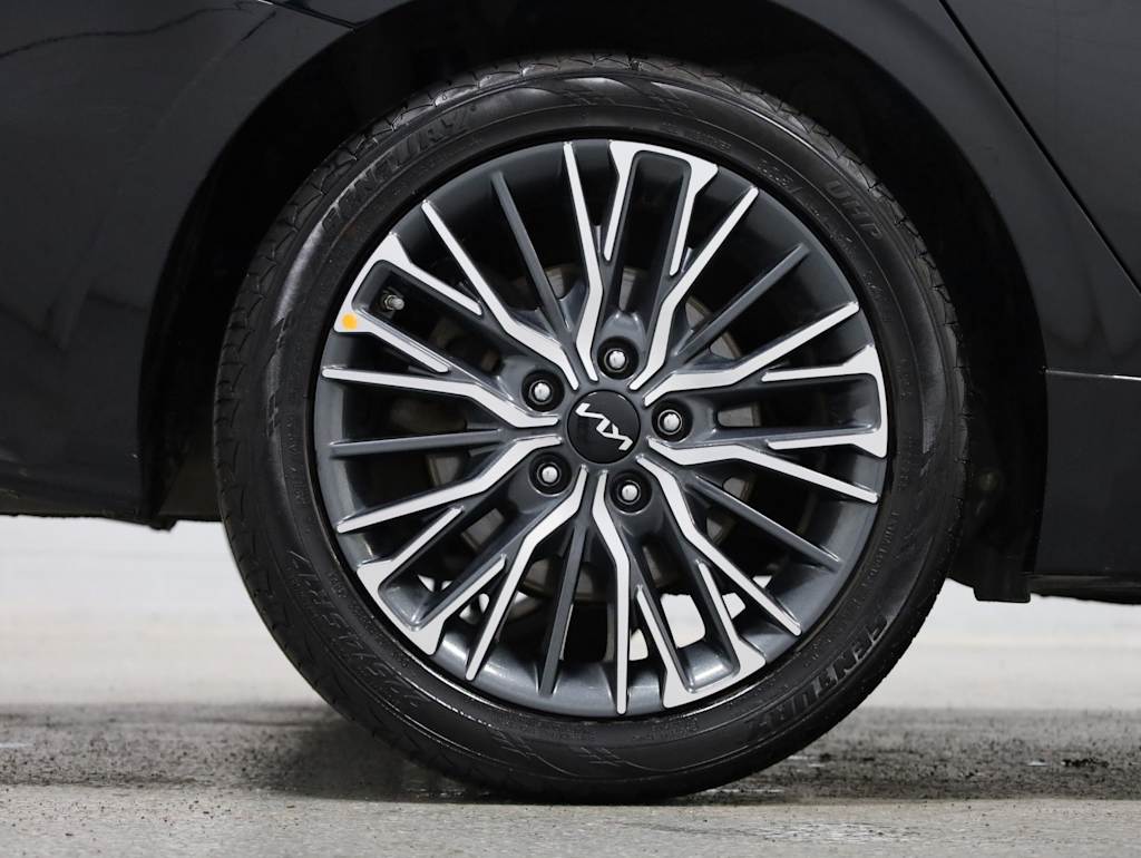 Thumbnail: 2024 Kia Forte - 39