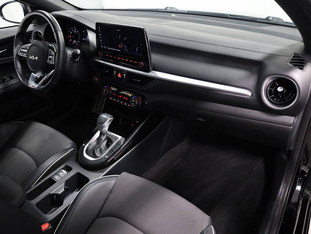 Thumbnail: 2024 Kia Forte - 10