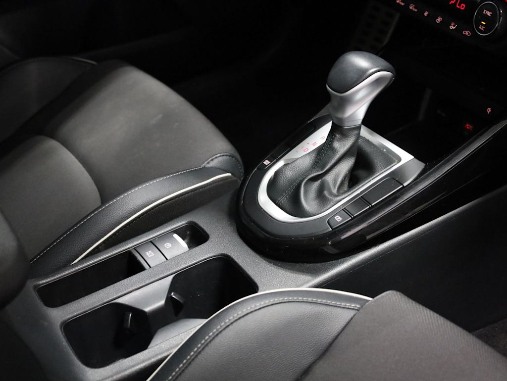 Thumbnail: 2024 Kia Forte - 17