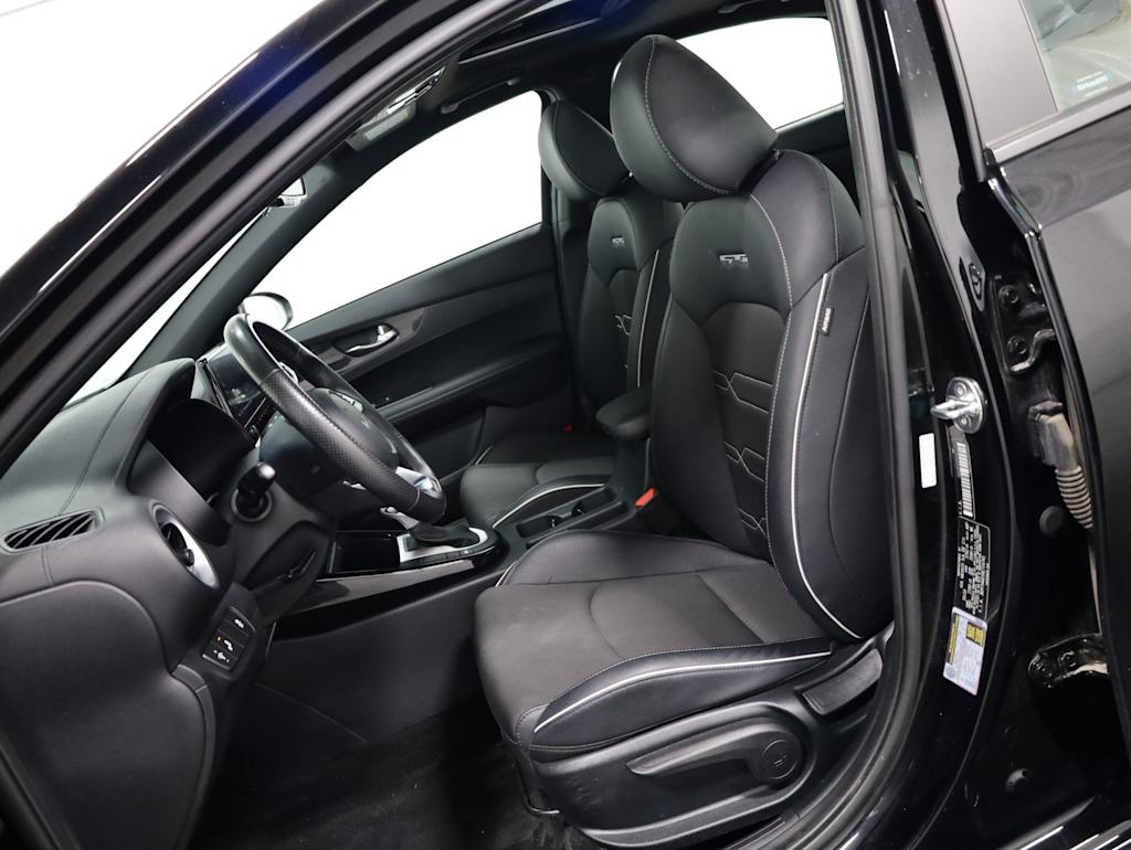 Thumbnail: 2024 Kia Forte - 11