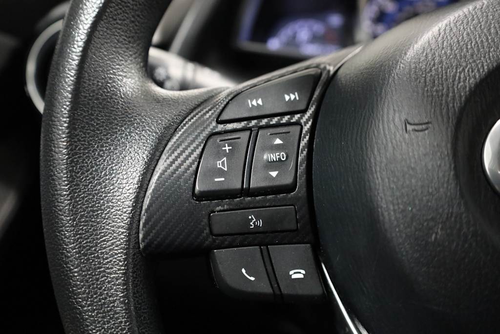 Thumbnail: 2016 Scion iA - 25