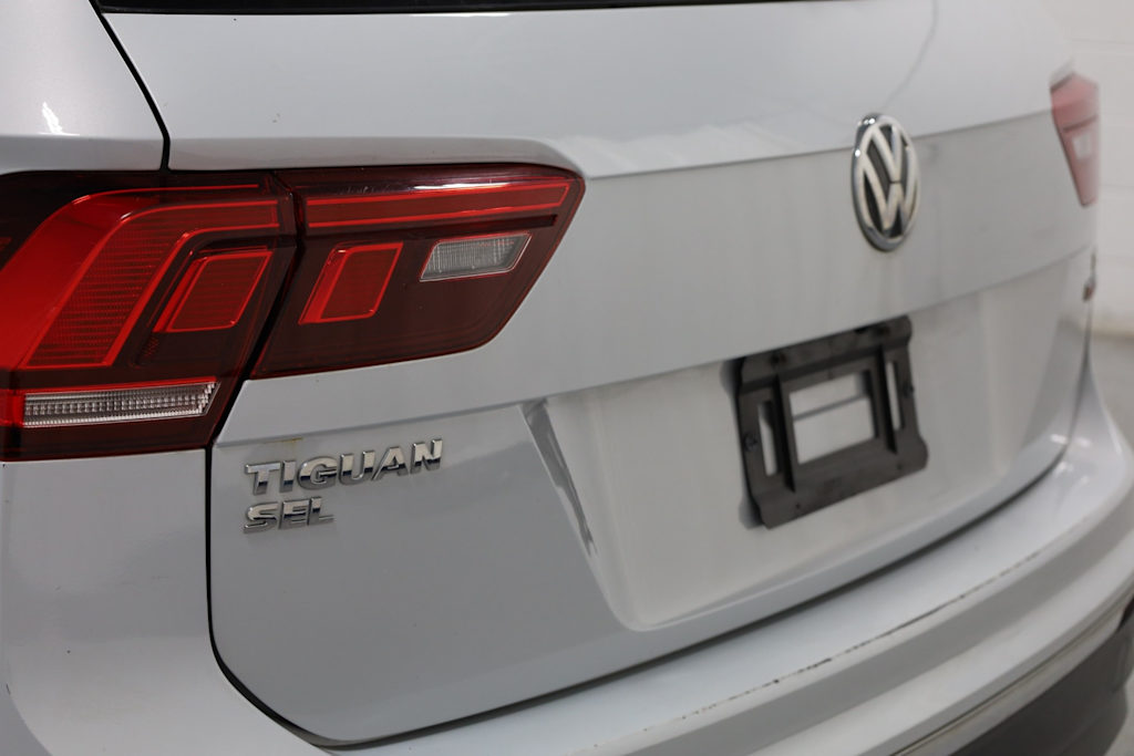 Thumbnail: 2018 Volkswagen Tiguan - 20