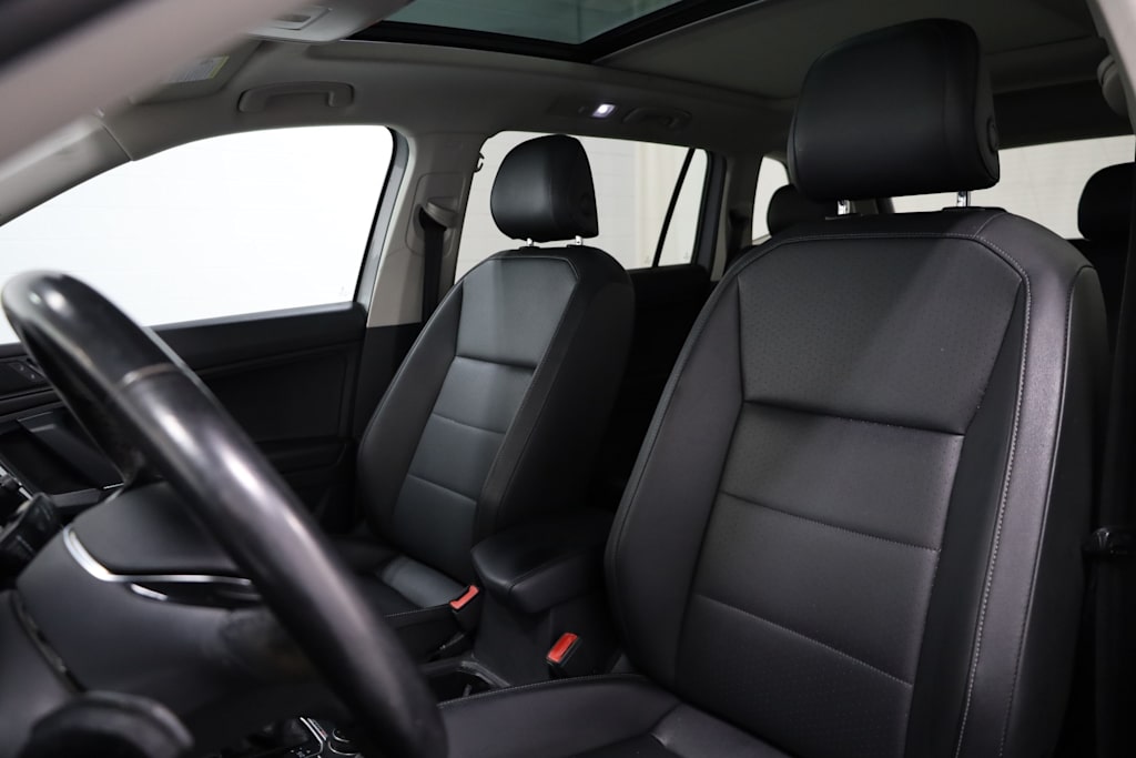 Thumbnail: 2018 Volkswagen Tiguan - 10