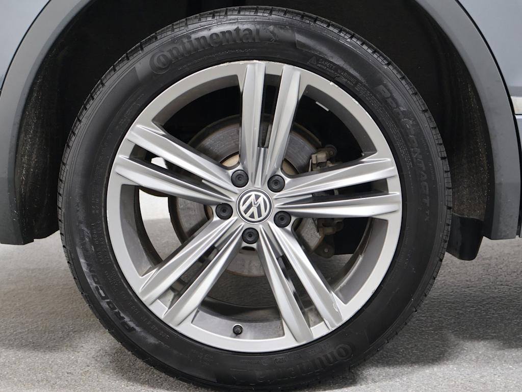 Thumbnail: 2019 Volkswagen Tiguan - 37