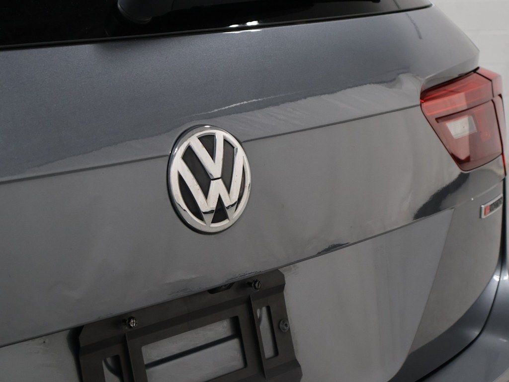 Thumbnail: 2019 Volkswagen Tiguan - 7