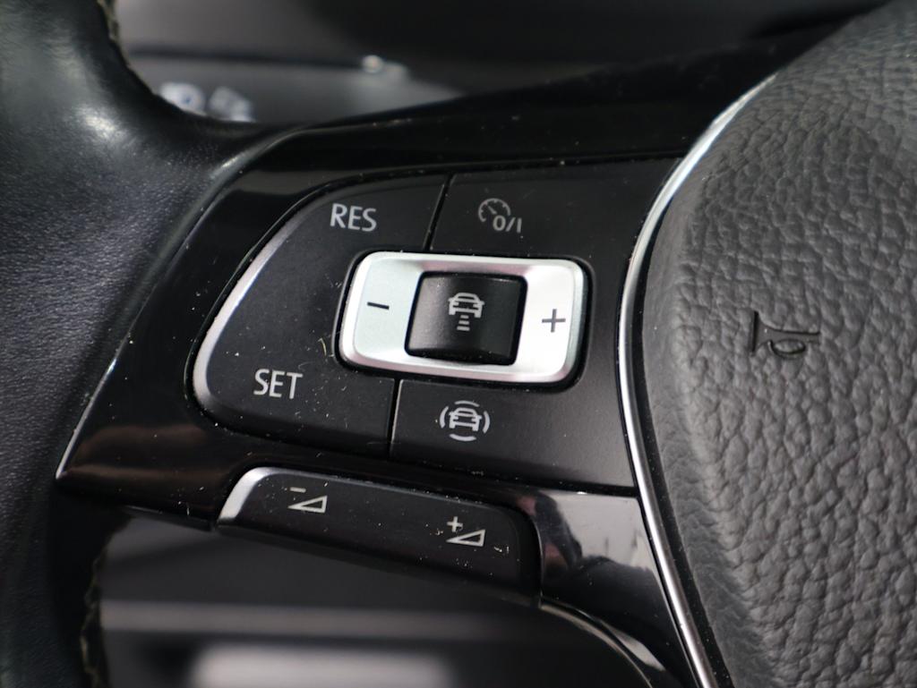 Thumbnail: 2019 Volkswagen Tiguan - 28