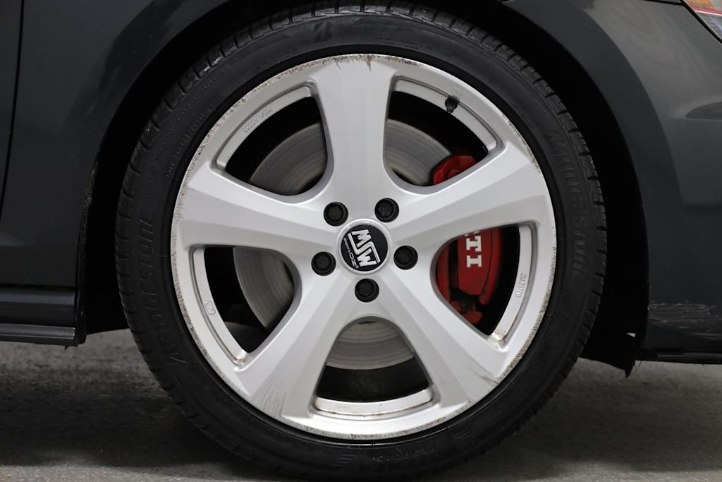 2017 Volkswagen Golf GTI SE 25