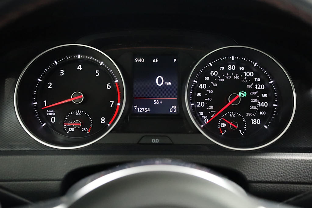 2017 Volkswagen Golf GTI SE 18