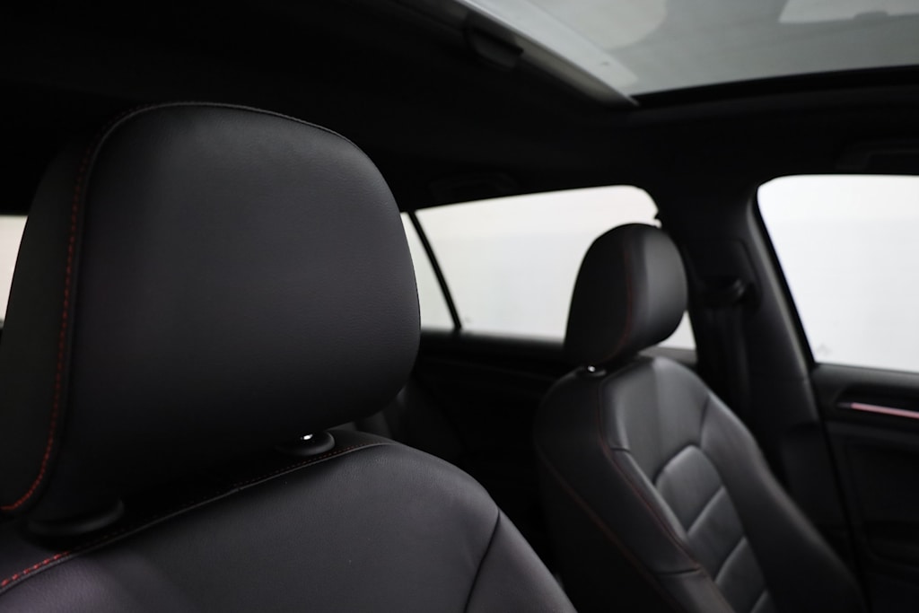 2017 Volkswagen Golf GTI SE 30