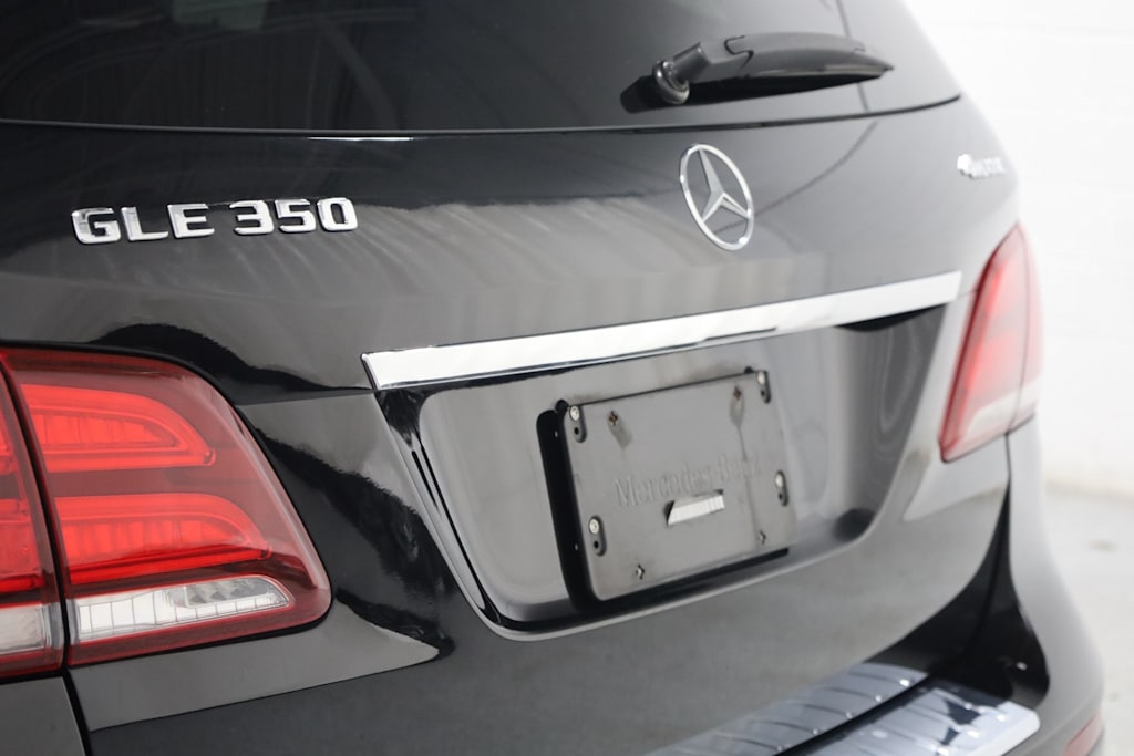 Thumbnail: 2017 Mercedes-Benz GLE - 20