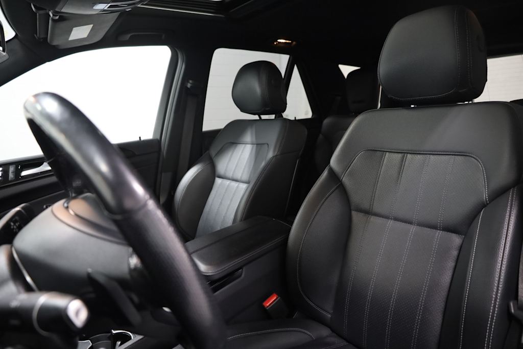 Thumbnail: 2017 Mercedes-Benz GLE - 11