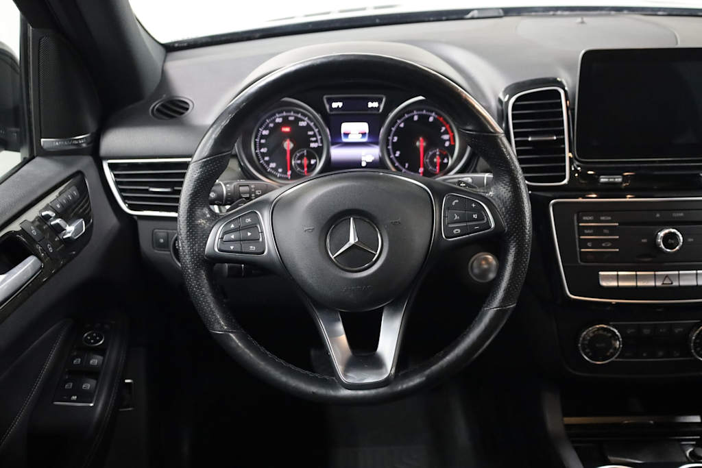 Thumbnail: 2017 Mercedes-Benz GLE - 15