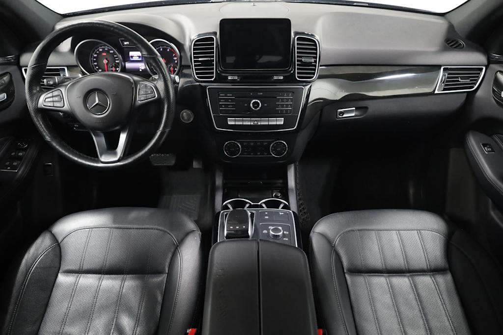 Thumbnail: 2017 Mercedes-Benz GLE - 28