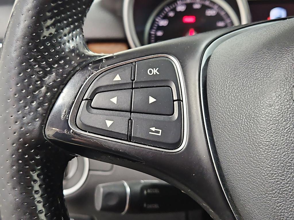 Thumbnail: 2018 Mercedes-Benz GLE - 20