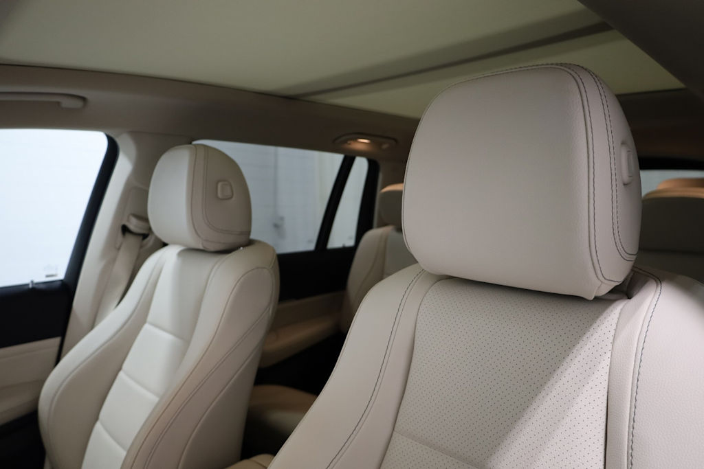 Thumbnail: 2022 Mercedes-Benz GLS - 11