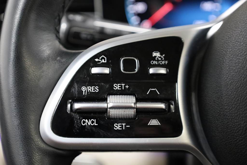 Thumbnail: 2022 Mercedes-Benz GLS - 30