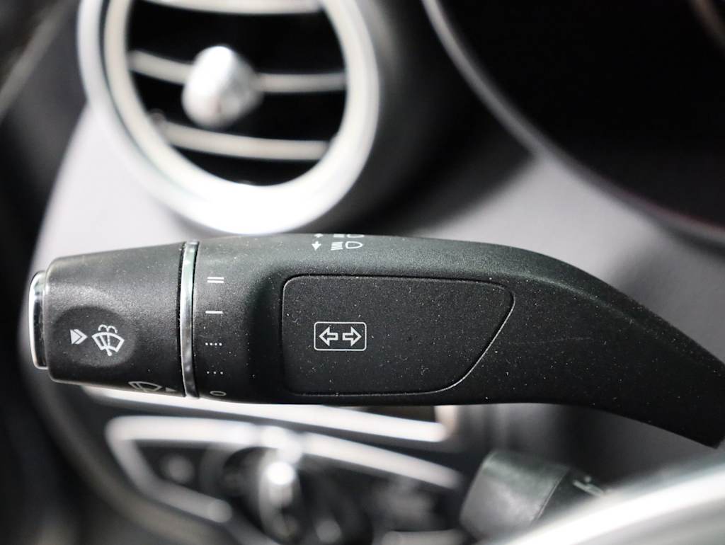 Thumbnail: 2016 Mercedes-Benz C-Class - 34