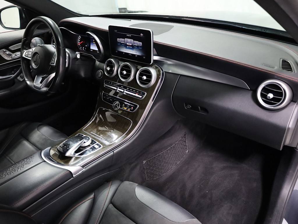Thumbnail: 2016 Mercedes-Benz C-Class - 10
