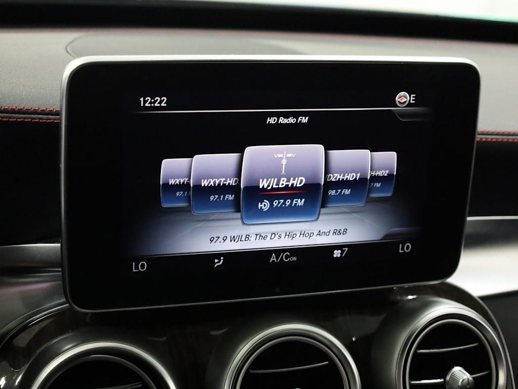 Thumbnail: 2016 Mercedes-Benz C-Class - 16