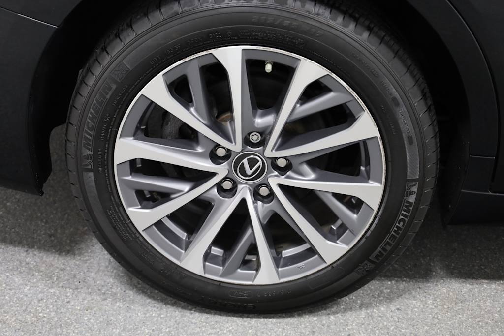 Thumbnail: 2023 Lexus ES - 36