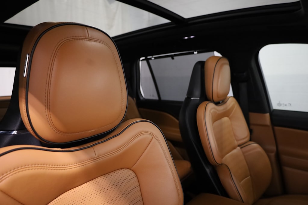 2023 Lincoln Aviator Black Label 12