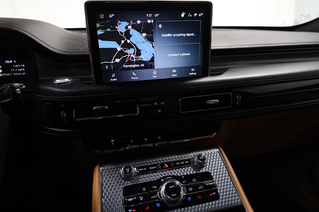 2023 Lincoln Aviator Black Label 16