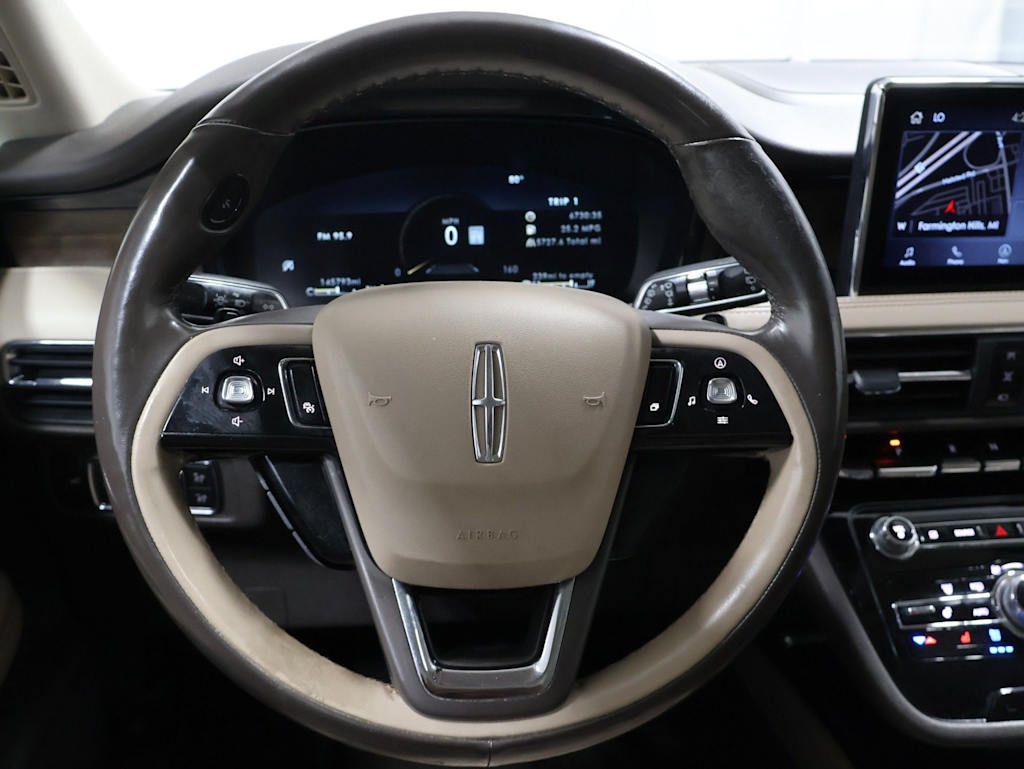 Thumbnail: 2021 Lincoln Corsair - 14