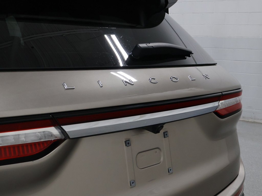 Thumbnail: 2021 Lincoln Corsair - 7