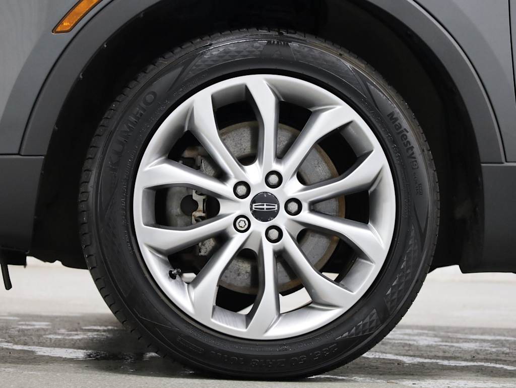 Thumbnail: 2017 Lincoln MKC - 41