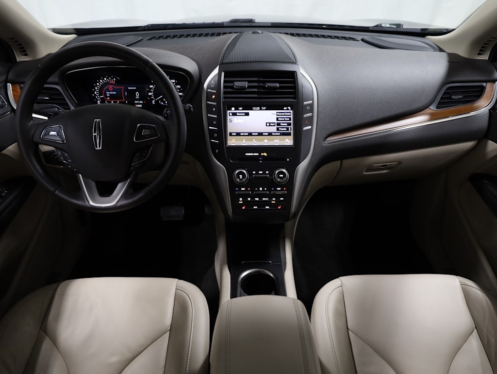 Thumbnail: 2017 Lincoln MKC - 15