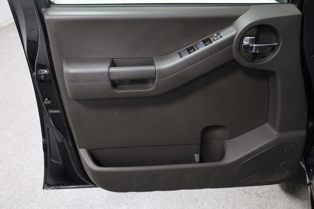Thumbnail: 2014 Nissan Xterra - 27