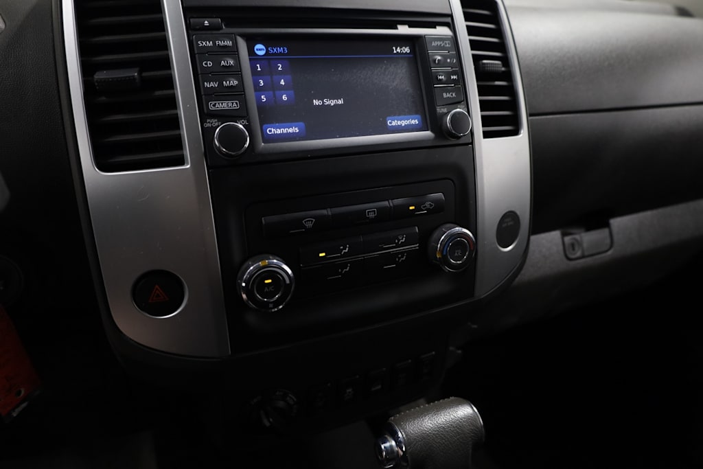 Thumbnail: 2014 Nissan Xterra - 16