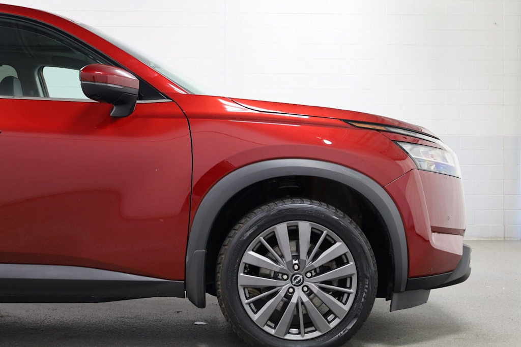 Thumbnail: 2022 Nissan Pathfinder - 8