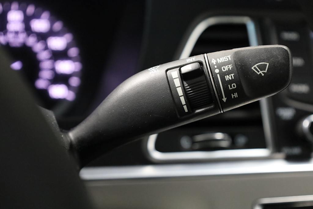 Thumbnail: 2015 Hyundai Sonata - 31