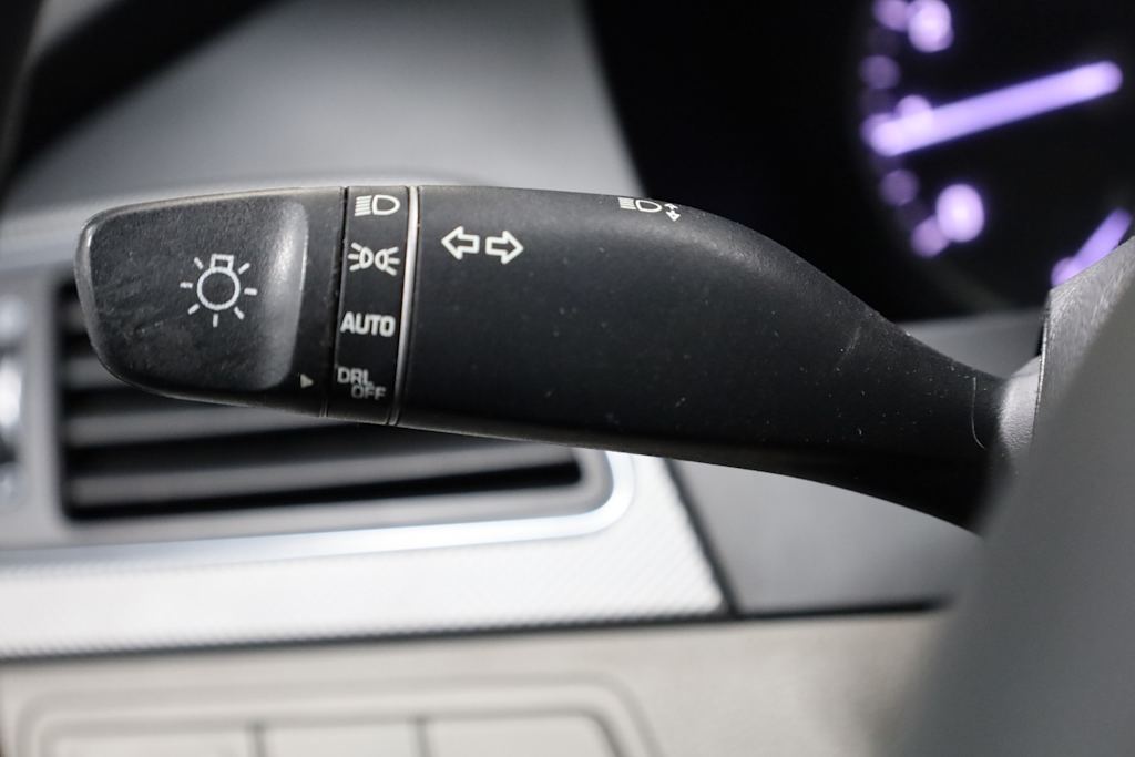 Thumbnail: 2015 Hyundai Sonata - 18
