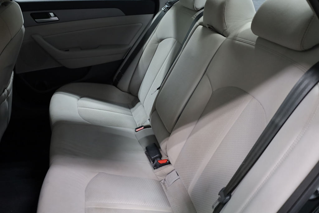 Thumbnail: 2015 Hyundai Sonata - 34