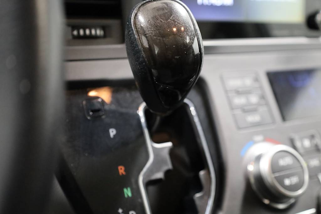 2019 Toyota Sienna XLE 17