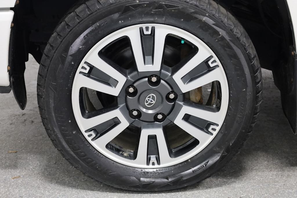 2021 Toyota Tundra SR5 38