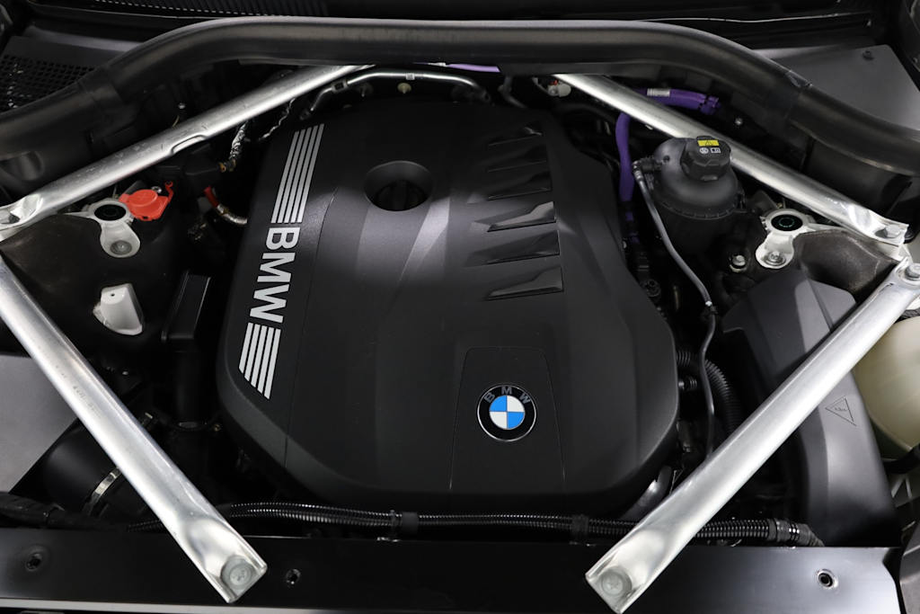 Thumbnail: 2023 BMW X7 - 9