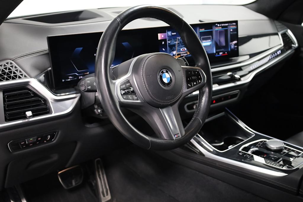 Thumbnail: 2023 BMW X7 - 2