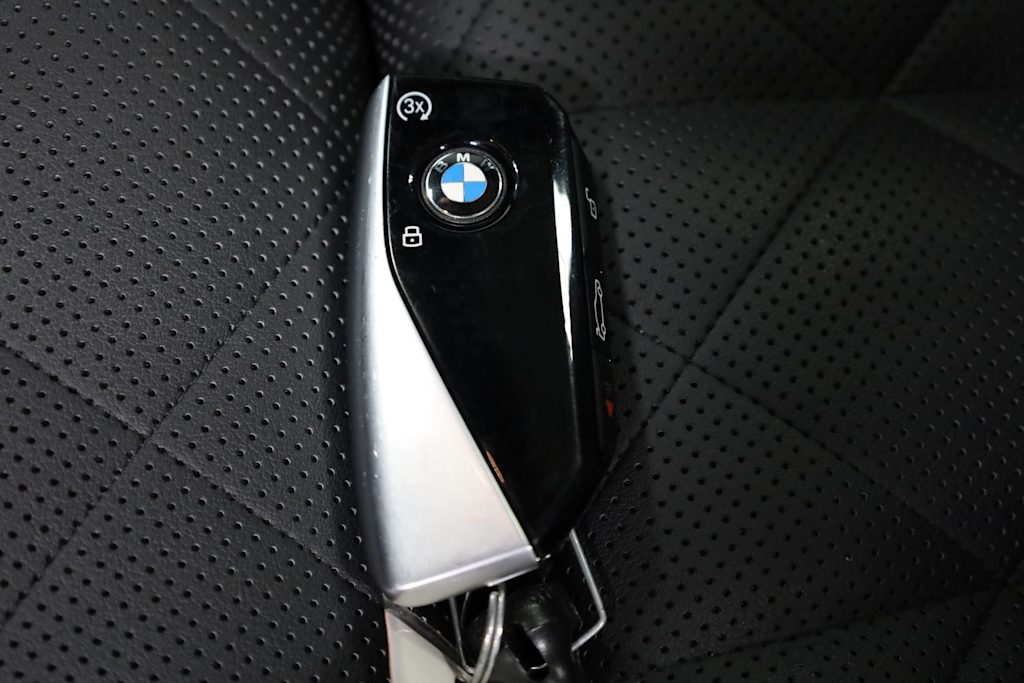 Thumbnail: 2023 BMW X7 - 17