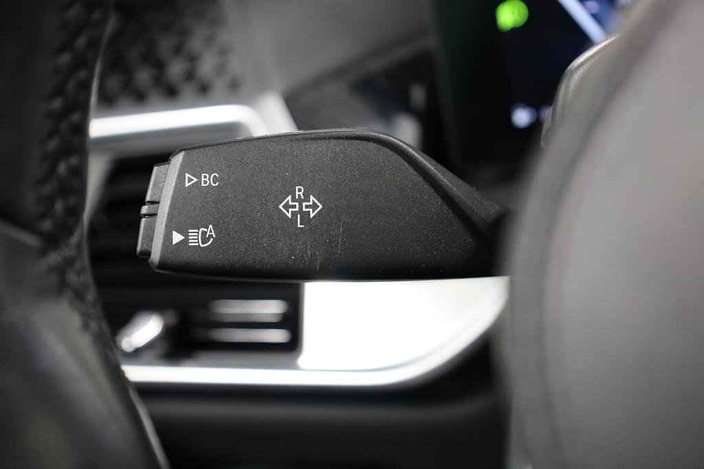 Thumbnail: 2023 BMW X7 - 34