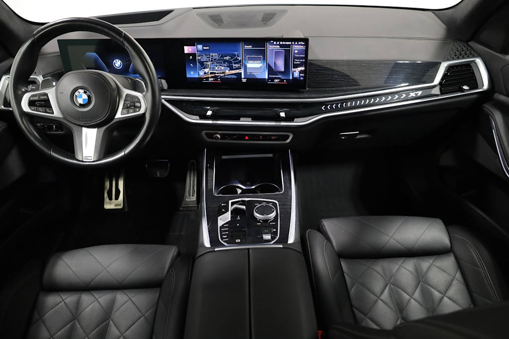 Thumbnail: 2023 BMW X7 - 15