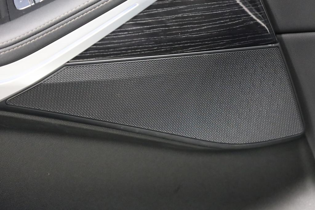 Thumbnail: 2023 BMW X7 - 26