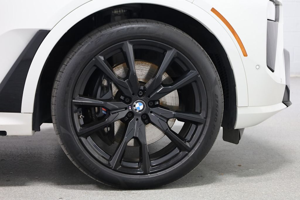 Thumbnail: 2023 BMW X7 - 22