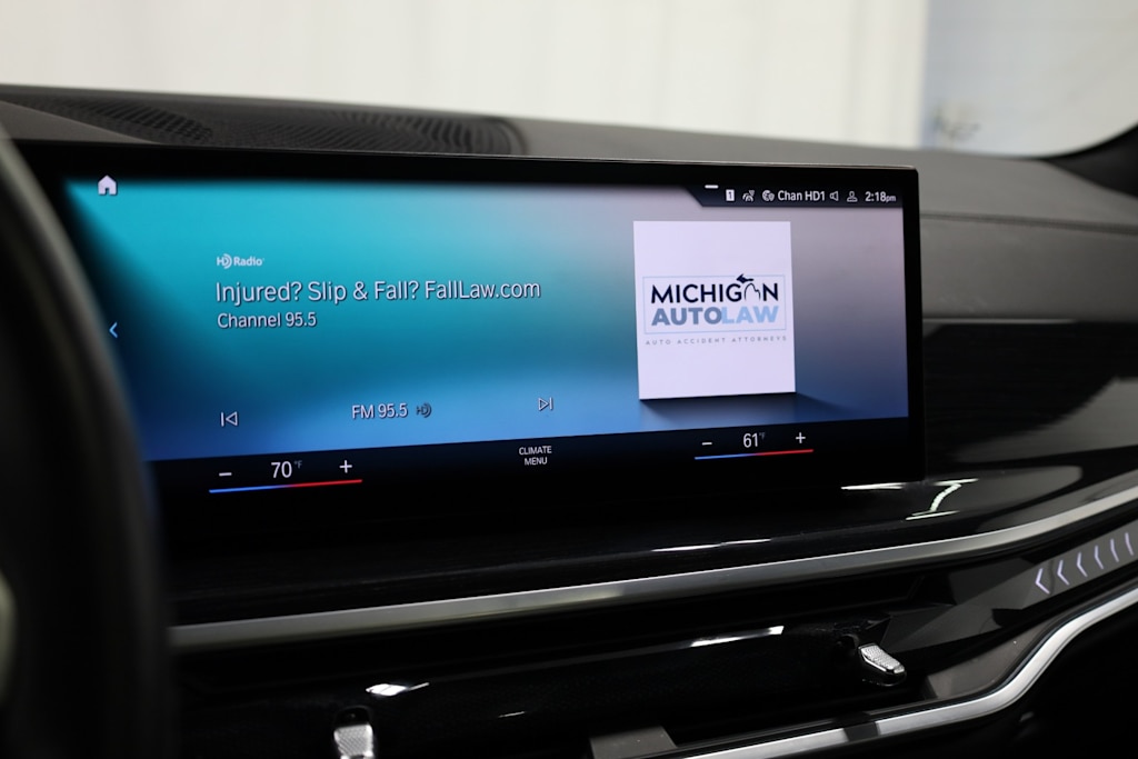 Thumbnail: 2023 BMW X7 - 16