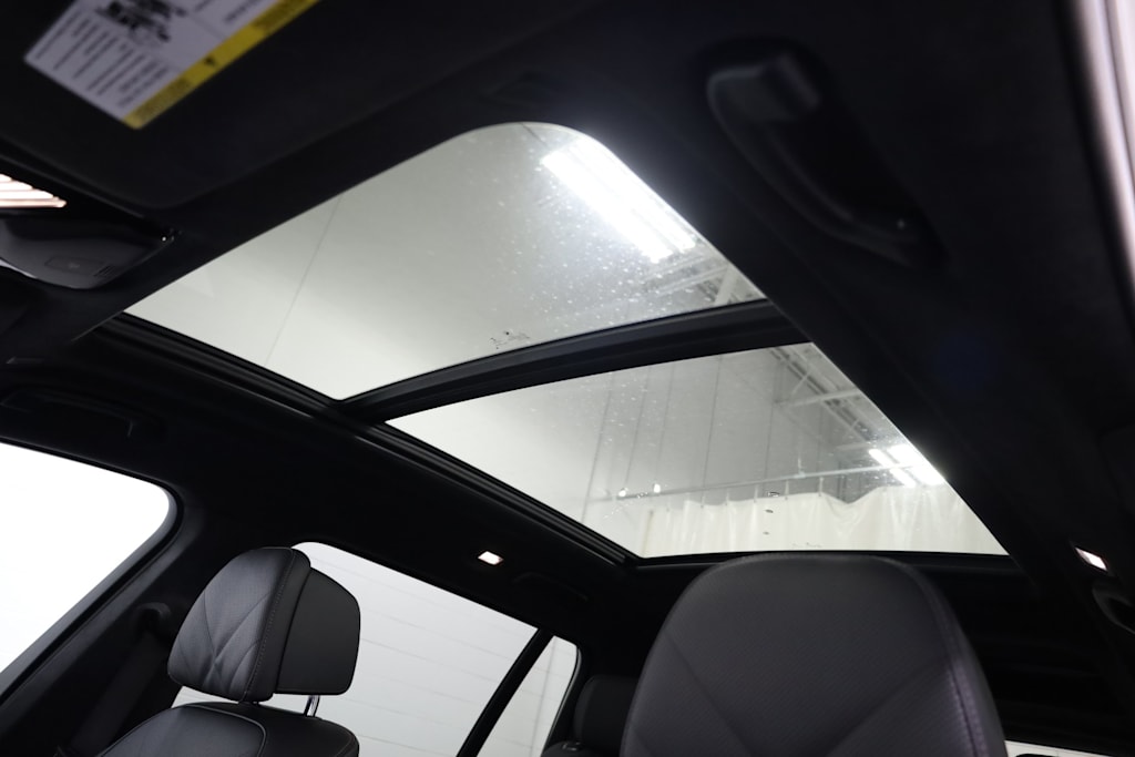 Thumbnail: 2023 BMW X7 - 27